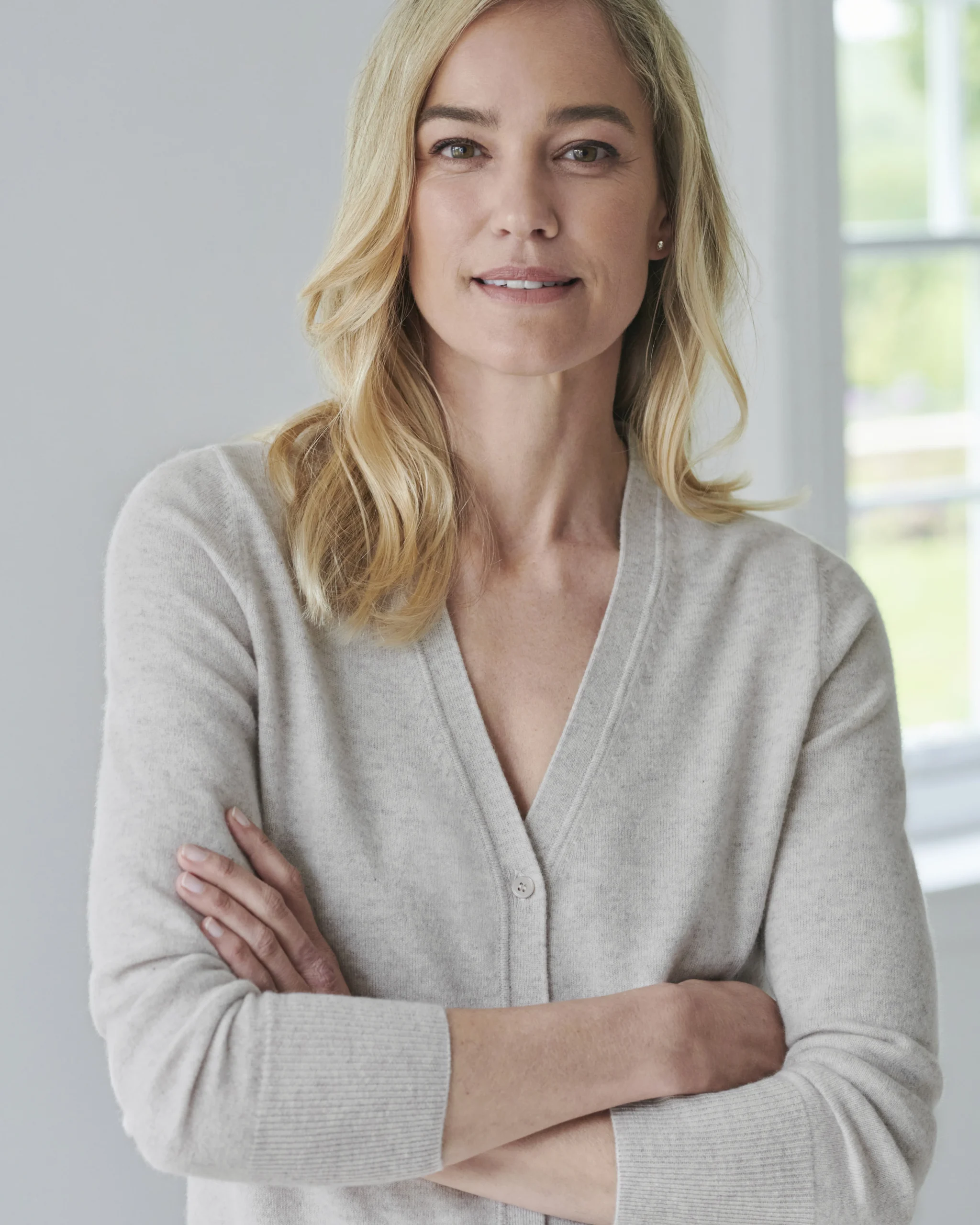 Cashmere V Neck Cardigan^Pure Collection Clearance